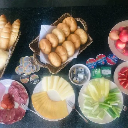 بيت ضيافة Varga